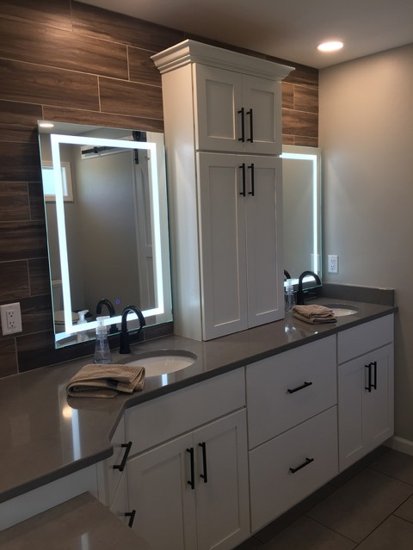 Icon 24x36 with Double Transitional Vanity set